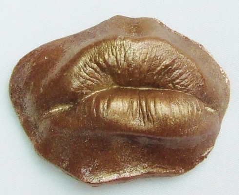 formwunder - Schokokuss: Kussmund aus Vollmilchschokolade