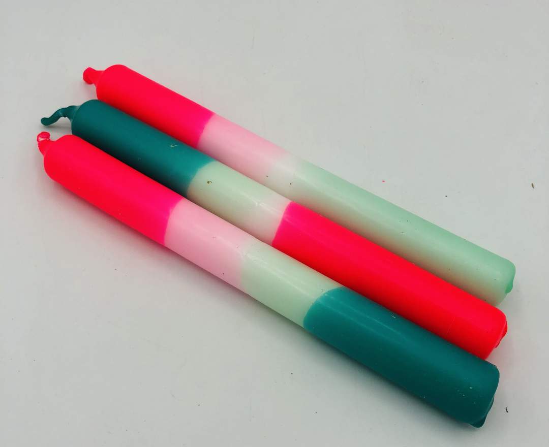 1st Tannendiele - Handgefertigte Kerze (3er Set, Farbe: grün /pink)