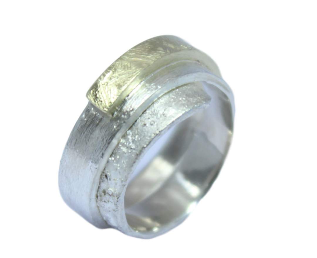 Schmuck - Manufaktur - Gewickelter Ring