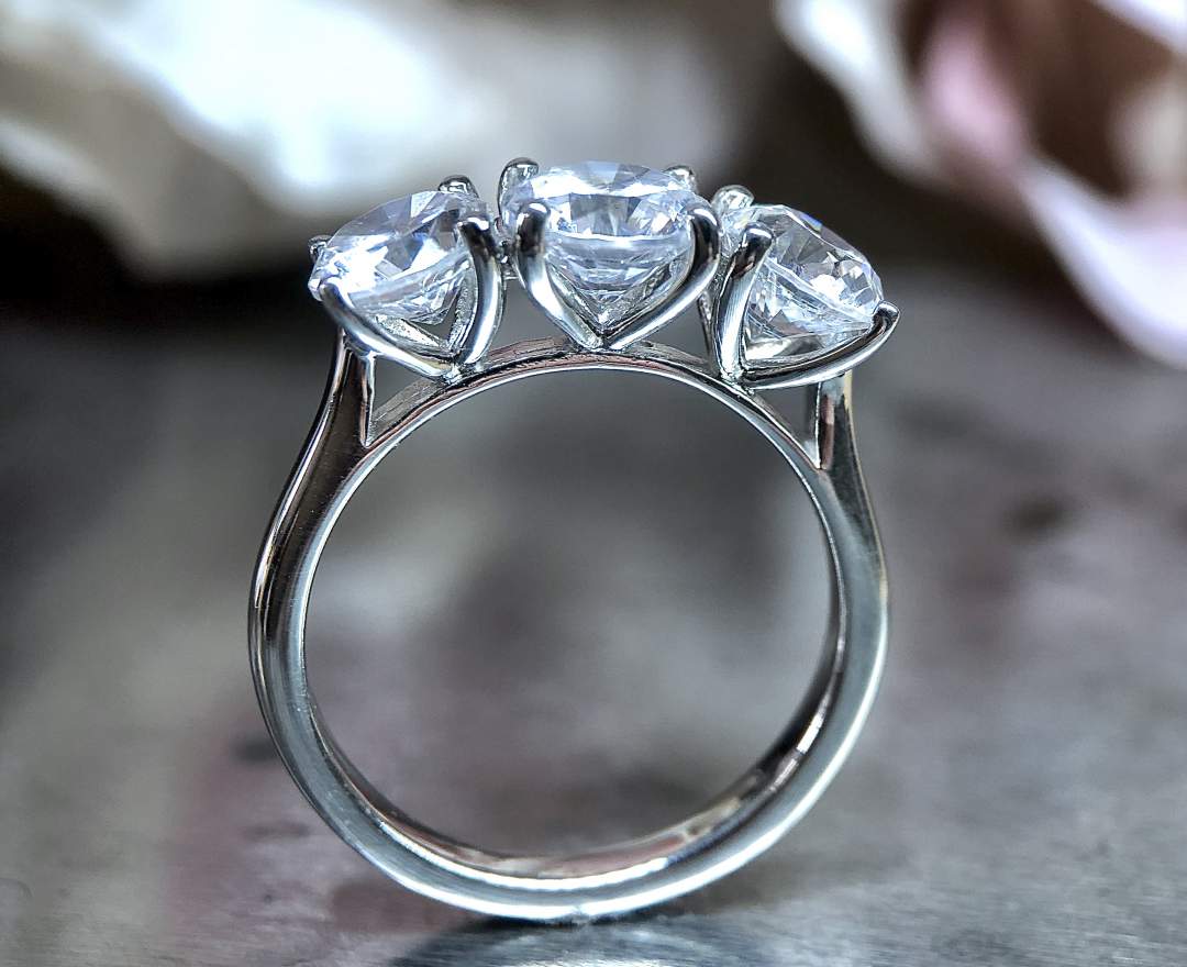 Infinity Juwelen - Trilogie Ring Verlobungsring mit Drei Zirkonia Steinen aus 14K Weissgold