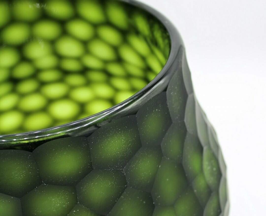 1st Tannendiele - Carved bowl vase, green