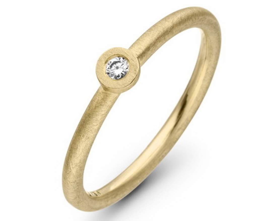 Goldschmiede TRAPEZ - Birgit Johannsen - Ring mit Brillant und 18 Karat Gold