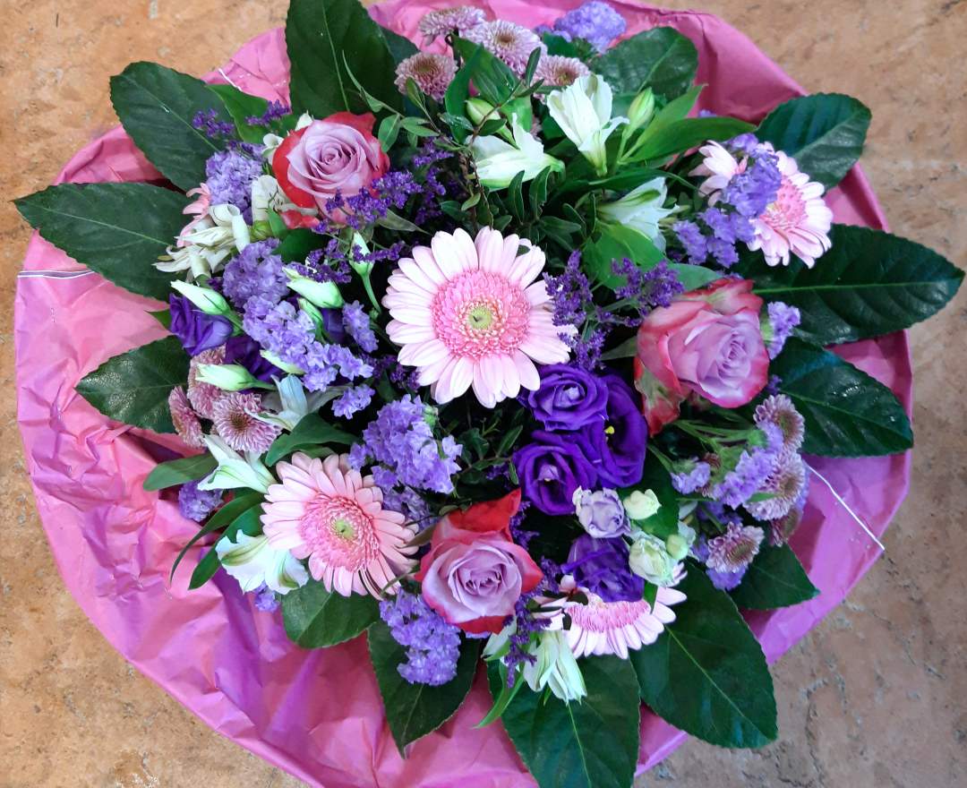 Blumen Anemone - Prächtiger Blumenstrauß