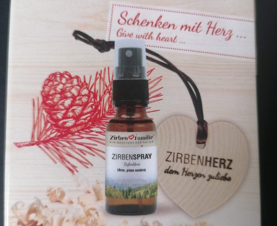 Zirbenfamilie - Zirbenherz-Anhänger Set
