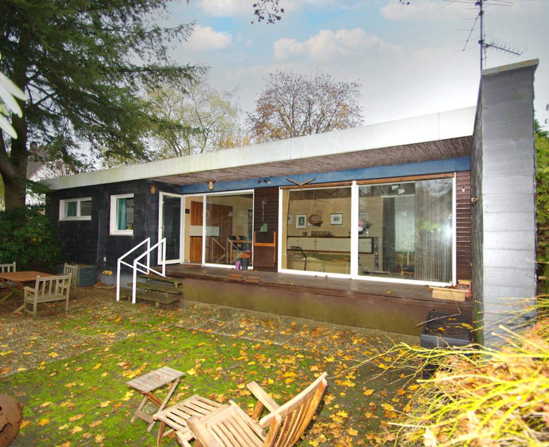 Immobilienkontor Friedla GmbH - Bauhaus-Stil in rei(t)zvoller Form