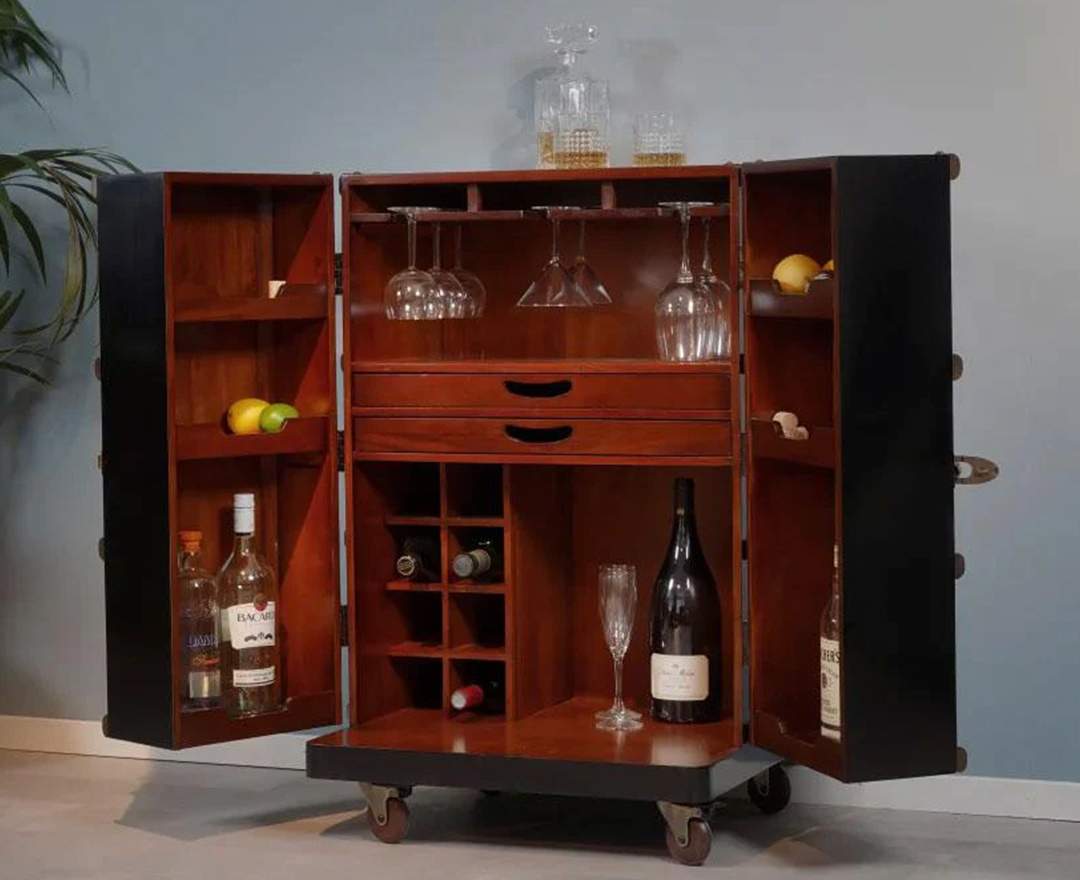 Authentic Models - Barschrank Polo Club Bar