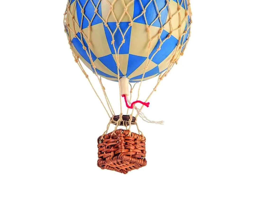 Authentic Models - Balloon Floating the Skies