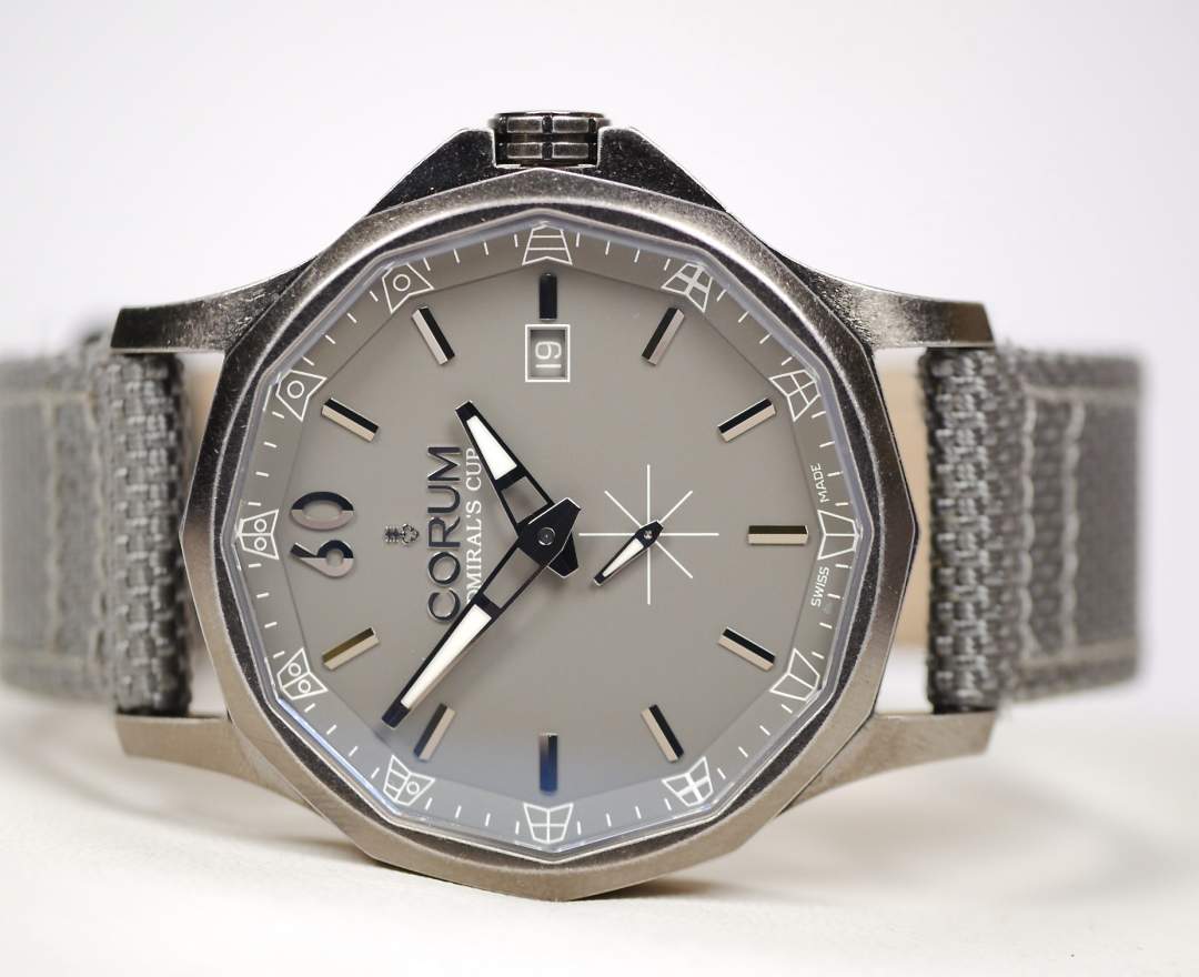 Corum - Corum Admiral's Cup Legend 42 Grey 2018 395.119.98/0619 inkl. Box & Papiere