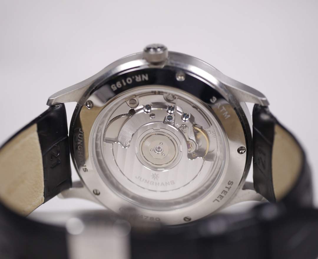 Junghans - Junghans Attaché Gangreserve LIKE NEW 42mm 027/4780 Cal. J810 inkl. Box & Papers