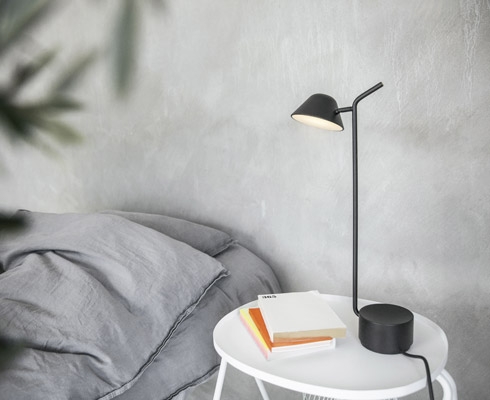  - Tischleuchte Peek Table Lamp