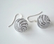 L´île aux Fleurs - Ohrringe Sterling Silber mit gestreiften Perlen aus Muranoglas Thumbnail