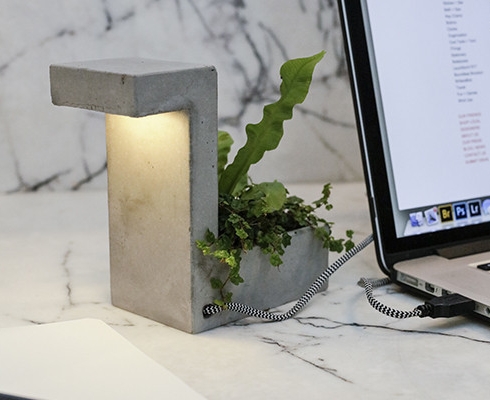 Kikkerland kikkerland Beton Schreibtischlampe