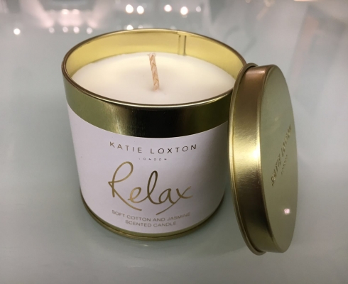 KATIE LOXTON LONDON Duft-Kerzen mit Slogan, vegan - verschiedene Düfte KATIE LOXTON LONDON Duft-Kerzen mit Slogan, vegan - verschiedene Düfte