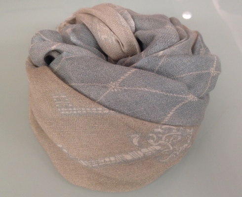 Alberotanza ***SALE*** hochwertiger Schal aus Cashmere/Seide, Motiv: Schlüssel - Pastelltöne Alberotanza ***SALE*** hochwertiger Schal aus Cashmere/Seide, Motiv: Schlüssel - Pastelltöne
