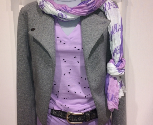 Emporio Armani Blazer, Shirt und Schal