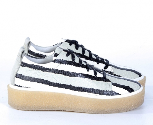 Maison Shoeshibar Sneaker Embla sand/schwarz/weiß