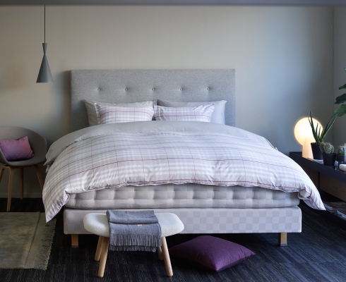 Hästens Betten aus Naturmaterialien Köln - Superia Hästens Rahmenbett