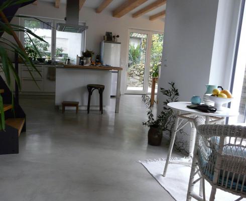 Beton Floor - Fugenloses Design mit Loftcharacter