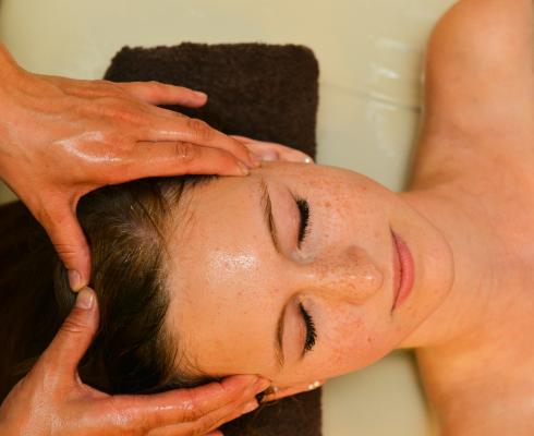 Kosmetik und Wellness - Klassische Massage