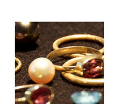 Schmuck Akademie Köln - Schmuckdesign intensiv