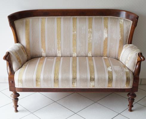 Wohnliebhaber.de Antik Sofa Couch Spätbiedermeier Louis-Philippe 1840-1880 neu gepolstert