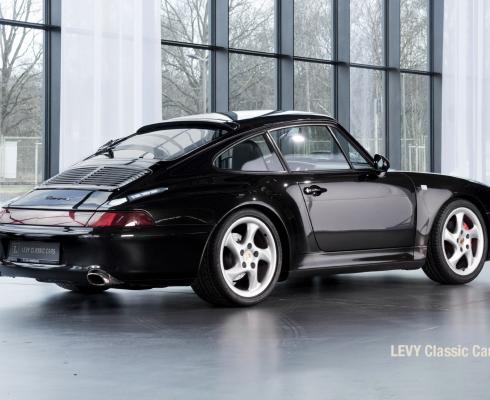 Porsche - 993 911 Carrera 2S im Erstlack