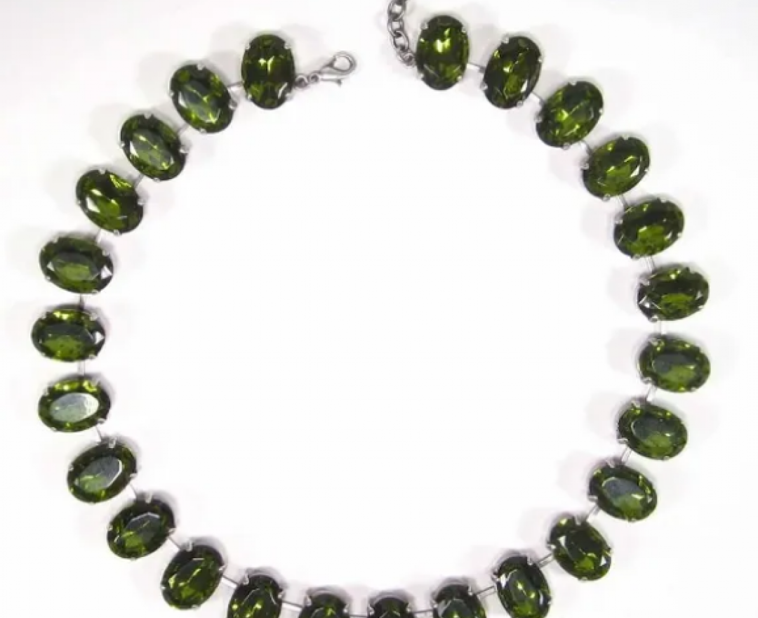 SoHo Schmuckmanufaktur Collier oval olivine