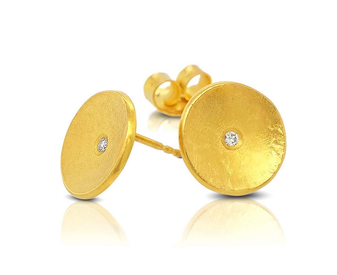 Ohrschmuck mit Brillanten und 24 Karat Goldplattierung