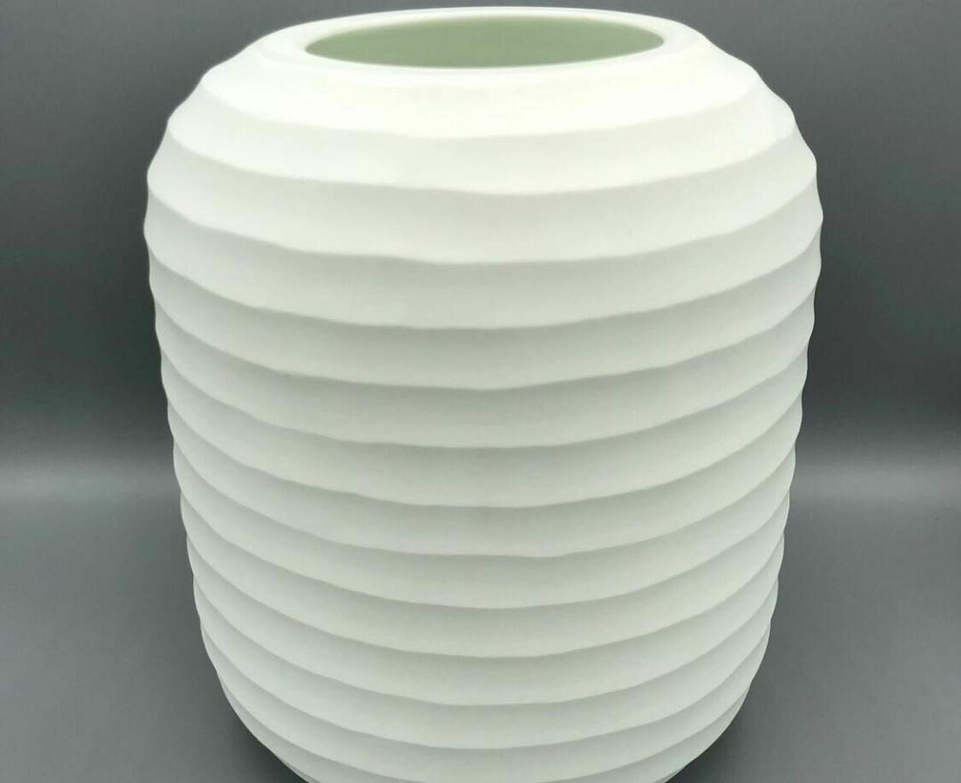 1st Tannendiele Glas Vase, weiß matt (klein)