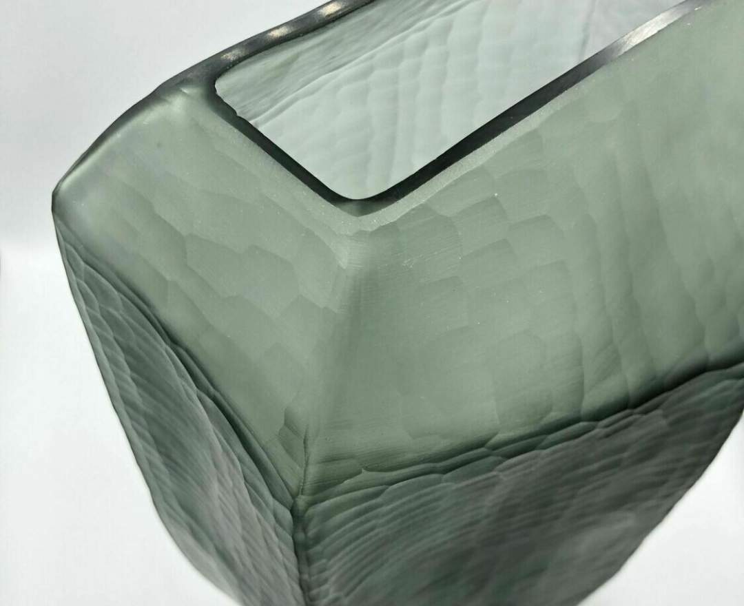 1st Tannendiele - Carved glass vase, green/grey
