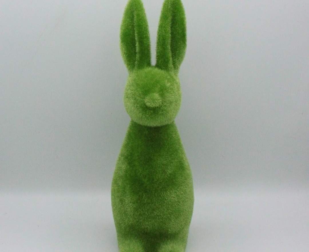 1st Tannendiele - Großer grüner Osterhase (30 cm)