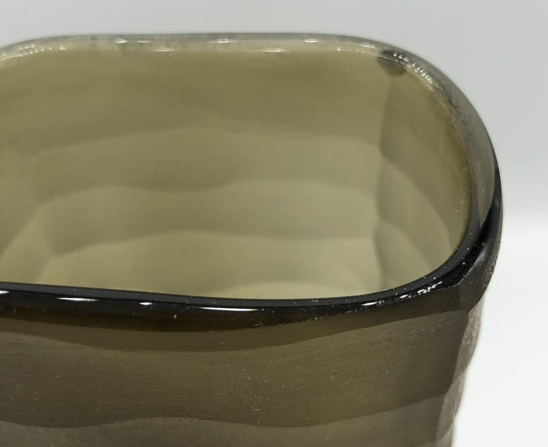 1st Tannendiele - Carved rectangular glass vase, milk chocolate, L