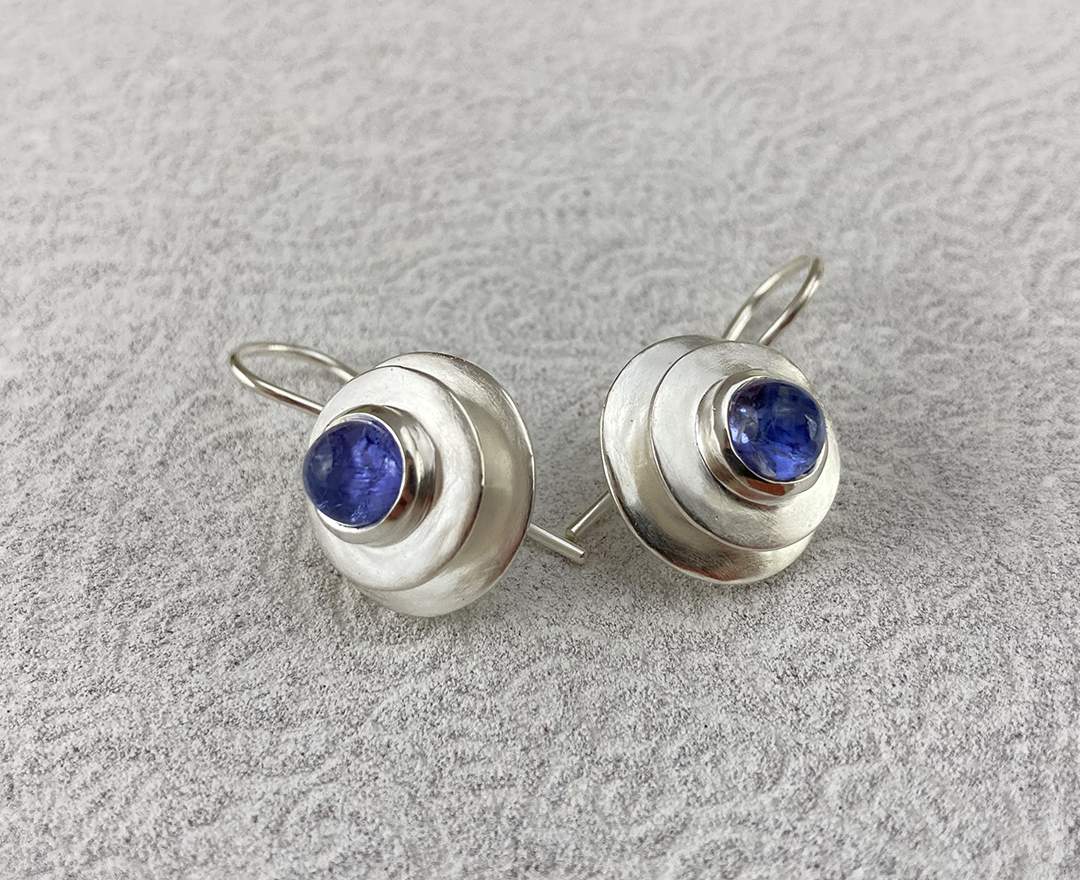 Goldschmiede im Hof Ohrhänger mit 5 mm Stein, Silber Goldschmiede im Hof Ohrhänger mit 5 mm Stein, Silber