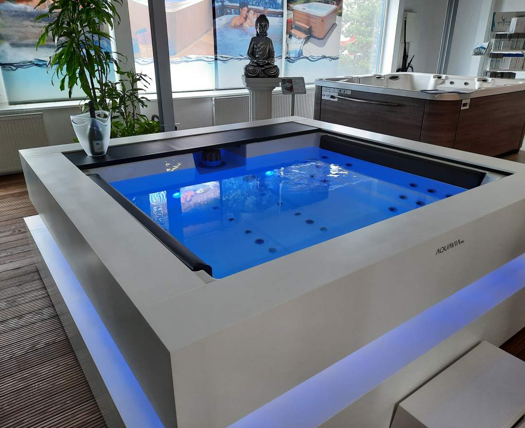 Aquavia Whirlpools