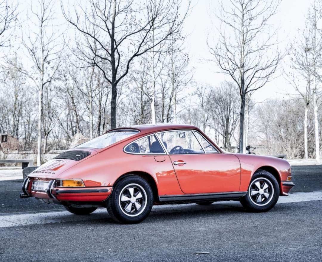 Porsche 911 - Porsche 911 2.4 S Coupe´ Ölklappe