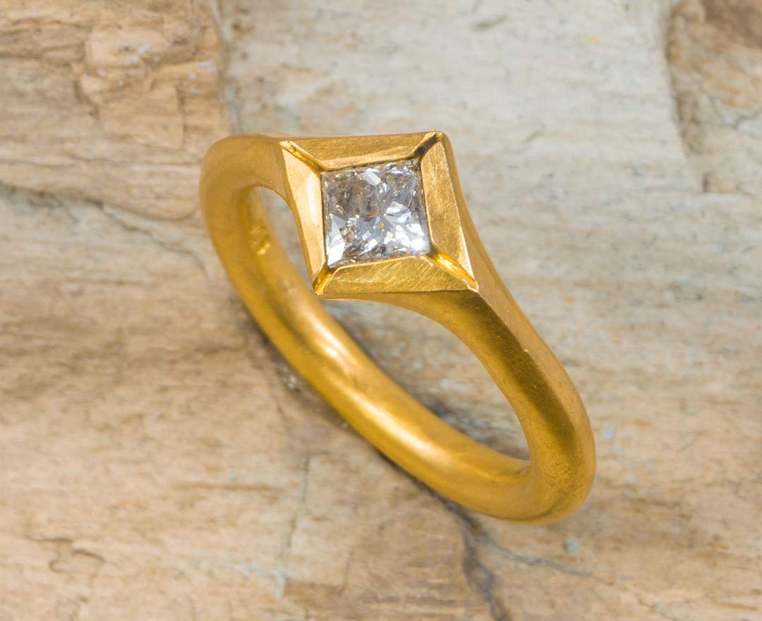 Th. Blume Ring mit Brillant (Princess Cut)