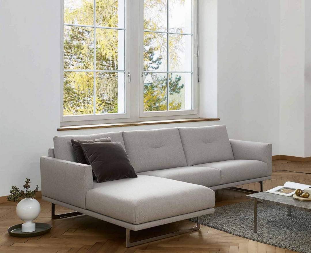 WeibelWeibel Mellow, Sofaprogramm für kleine Räume von WeibelWeibel - Intertime, zierliche Sofas, kleine Sofas