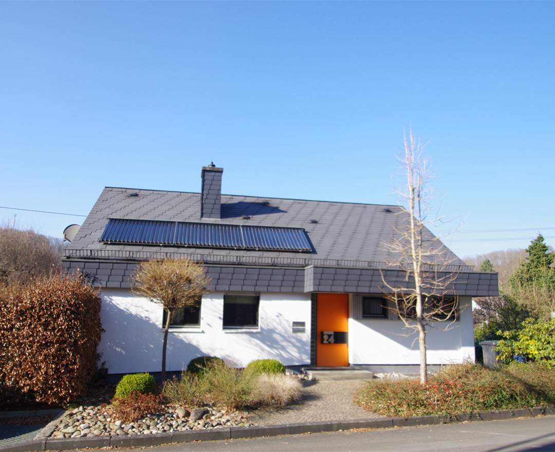 Immobilienkontor Friedla GmbH VERKAUFT - Architektenhaus mit Perspektiven