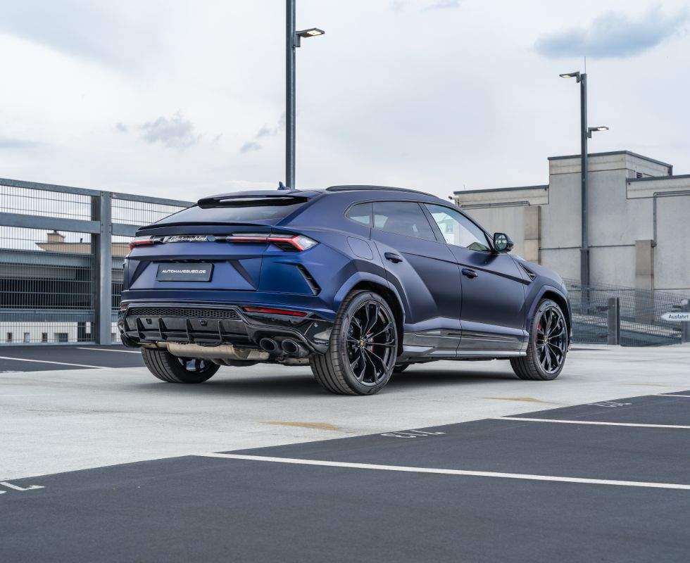 Lamborghini - Lamborghini Urus Blau Blu Astraeus Matt