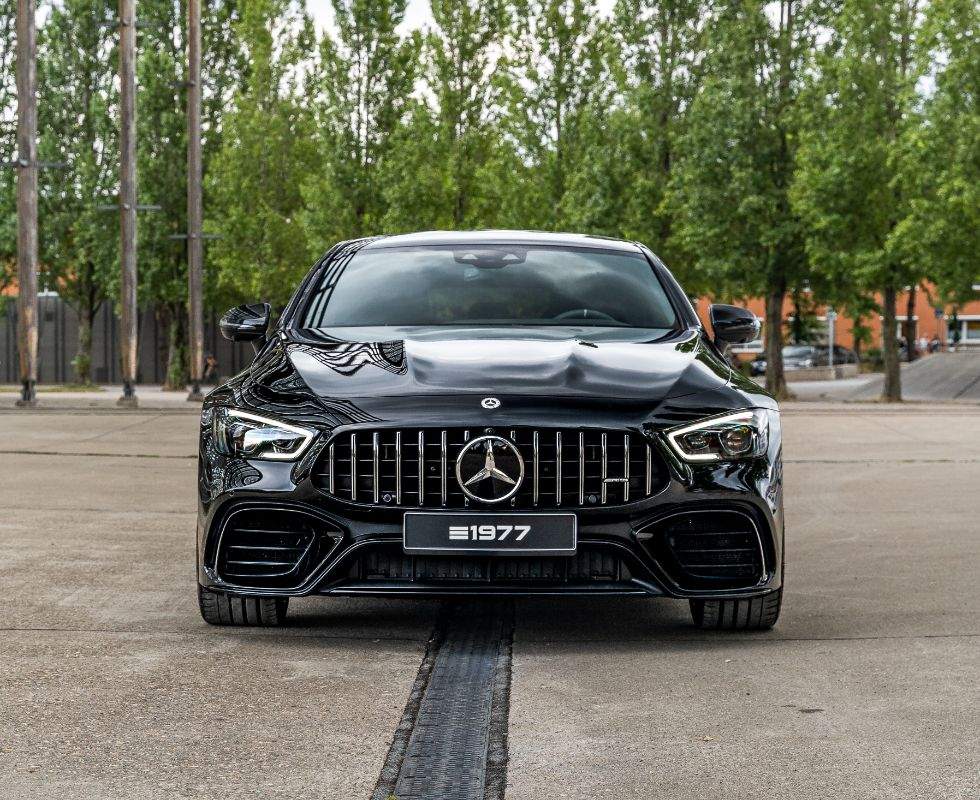 Mercedes Benz - Mercedes-AMG GT 63 S 4MATIC+ Schwarz Metallic Obsidianschwarz