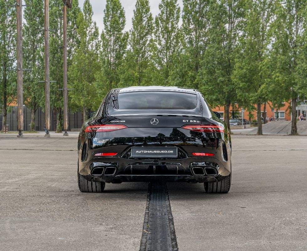 Mercedes Benz - Mercedes-AMG GT 63 S 4MATIC+ Schwarz Metallic Obsidianschwarz