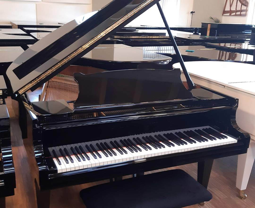 Steinway & Sons Steinway & Sons Mod. O 180