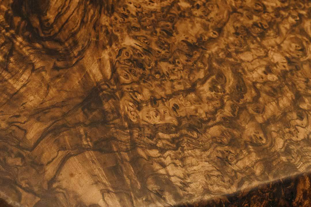 wohnsektion - Baumscheibe aus Nussbaum 310 x 140cm