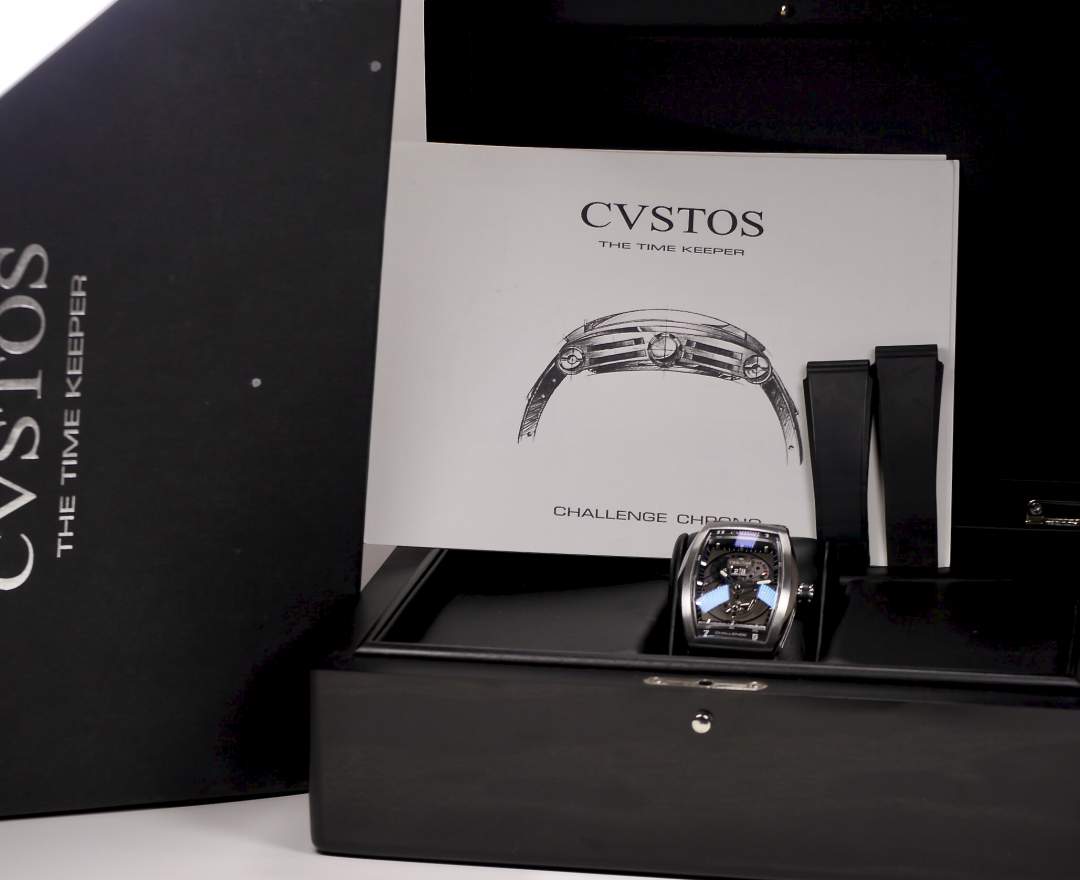 Cvstos - Cvstos Challenge Twin-time mit Box und open Papers