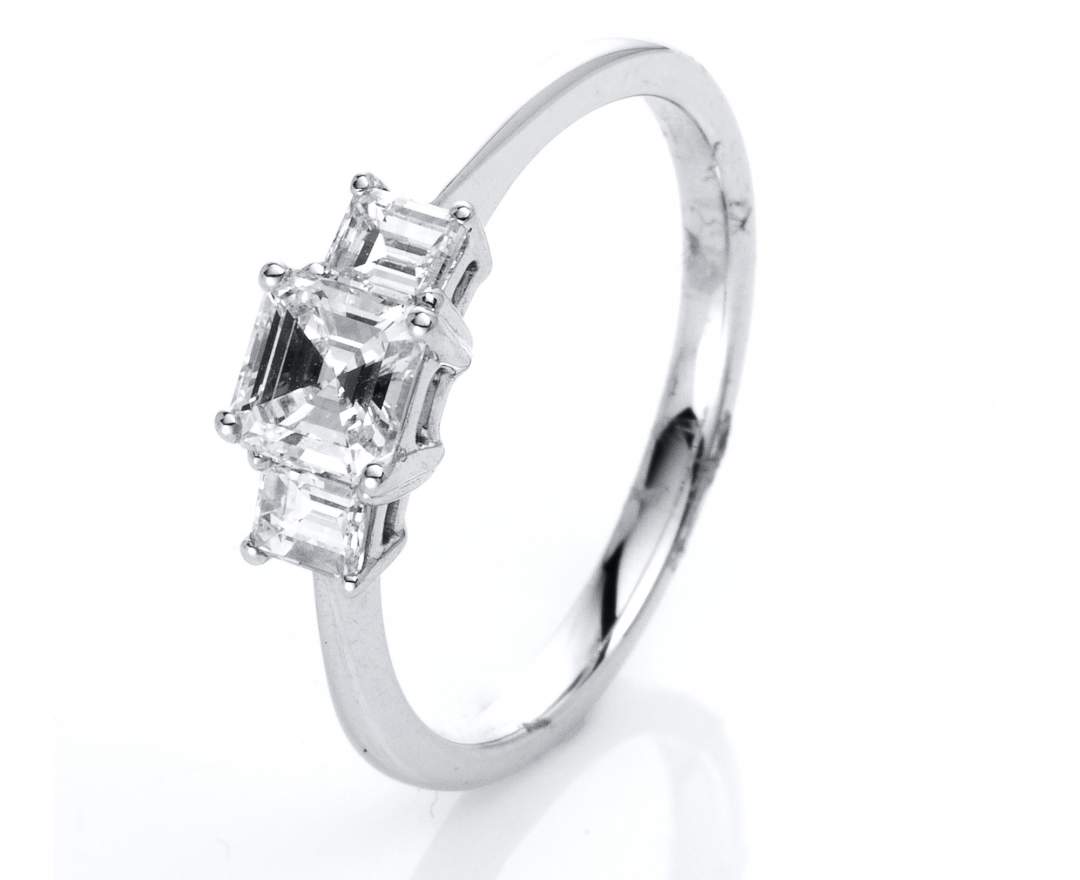 Linschmann - Ring 750/- Weißgold, Weite 53, mit 1 Diamant im Asscher-Schliff 0,52 ct TW/si und 2 Trapeze