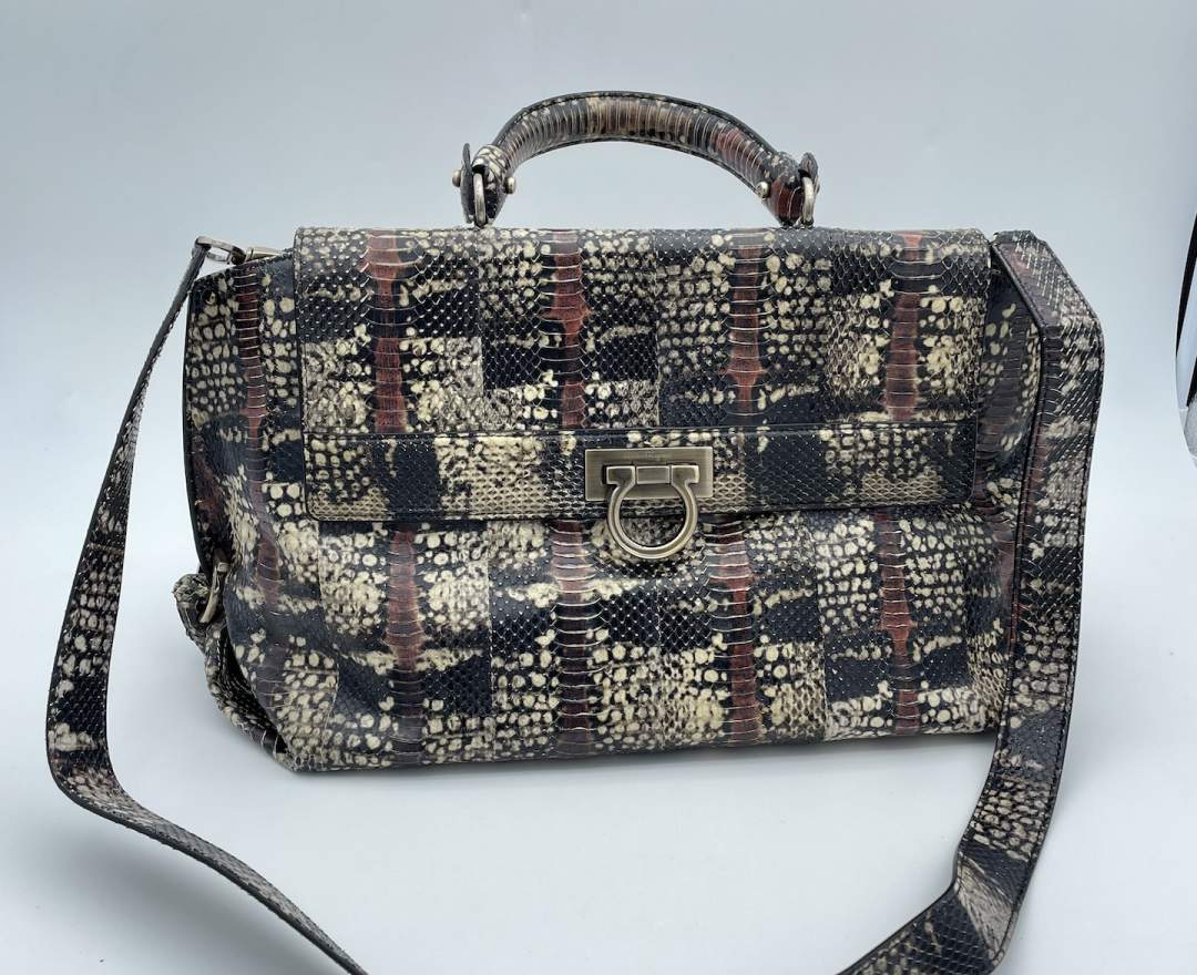 Salvatore Ferragamo Salvatore Ferragamo Sofia Python-Leder Handtasche Salvatore Ferragamo Salvatore Ferragamo Sofia Python-Leder Handtasche