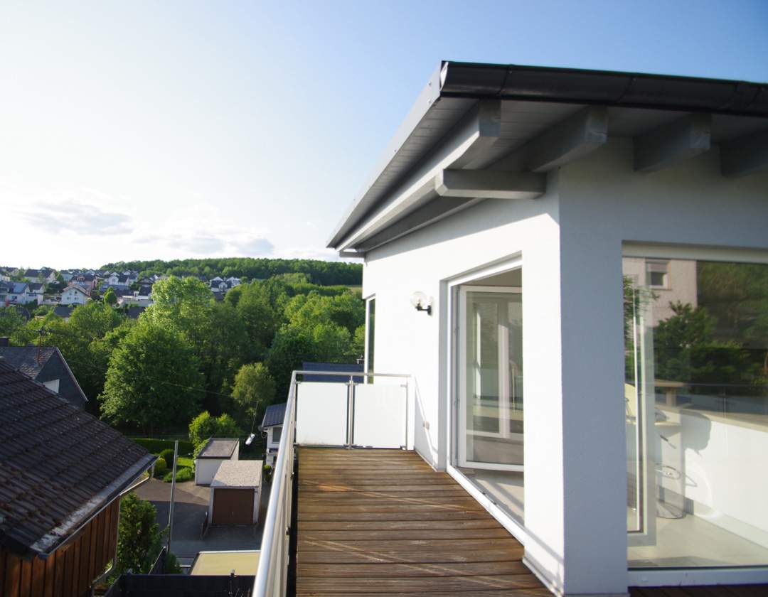 Immobilienkontor Friedla GmbH - VERMIETET  Wohnambiente auf hohem Niveau