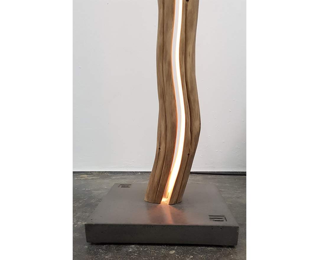 Astwerk Lichtkunst - Stehleuchte aus Holz