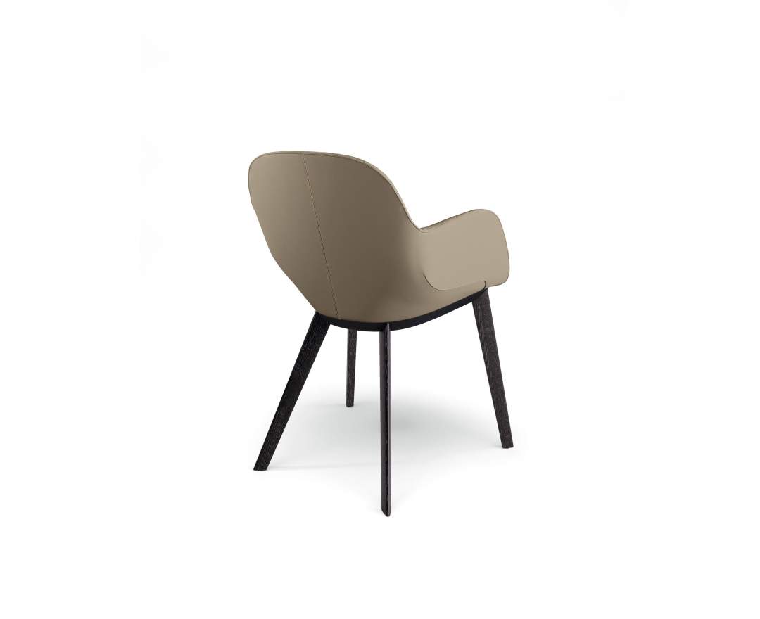 Walter Knoll - Sheru chAIR. Armlehnstuhl