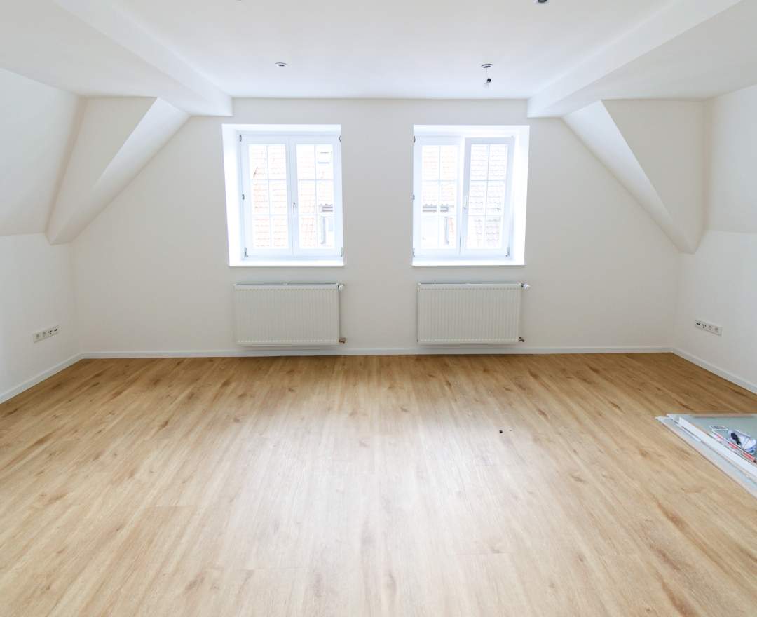 MaklerinMünster, Margherita Magri Immobilien - Mietobjekt: SANIERTE DG-WOHNUNG MIT STELLPLATZ AM SPIEKERHOF!